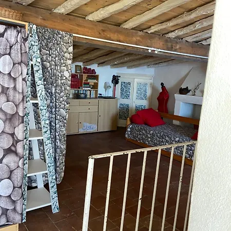 Pacini Apartment *